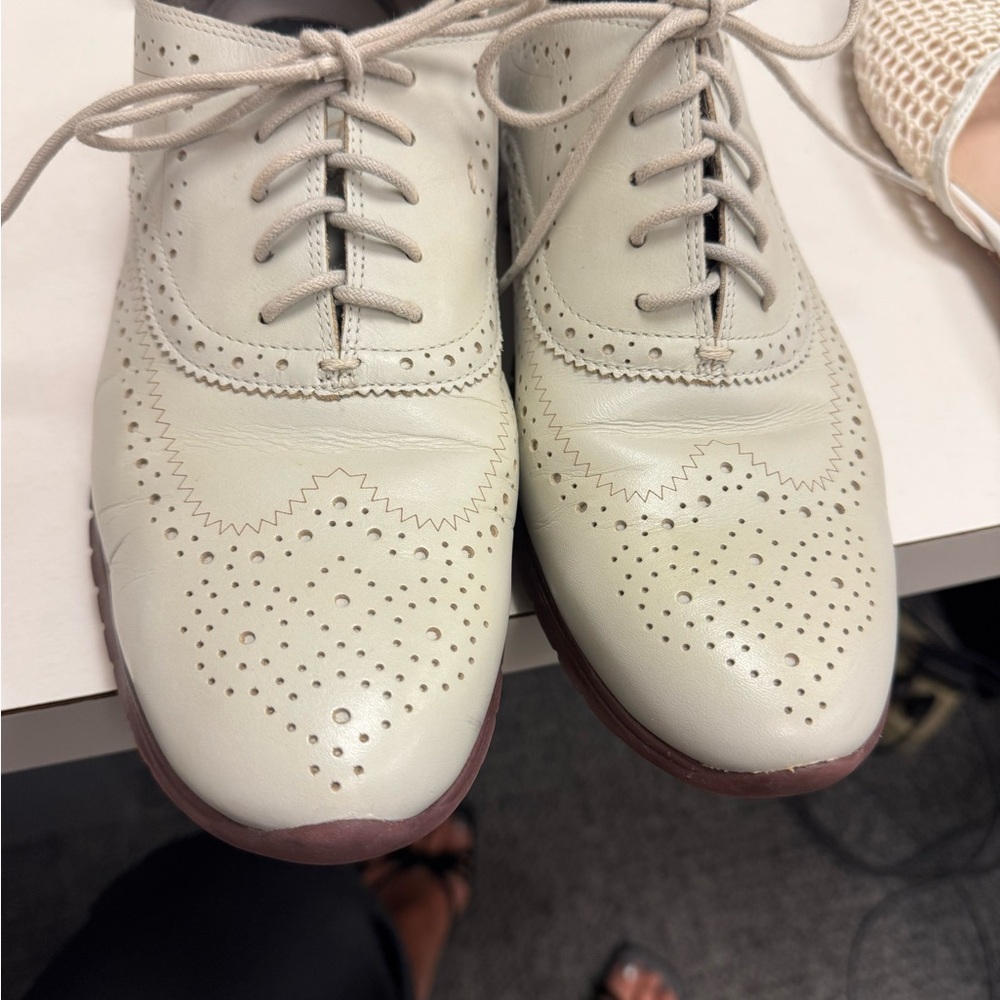Cole Haan Cream Flats with Classic Brogue Design